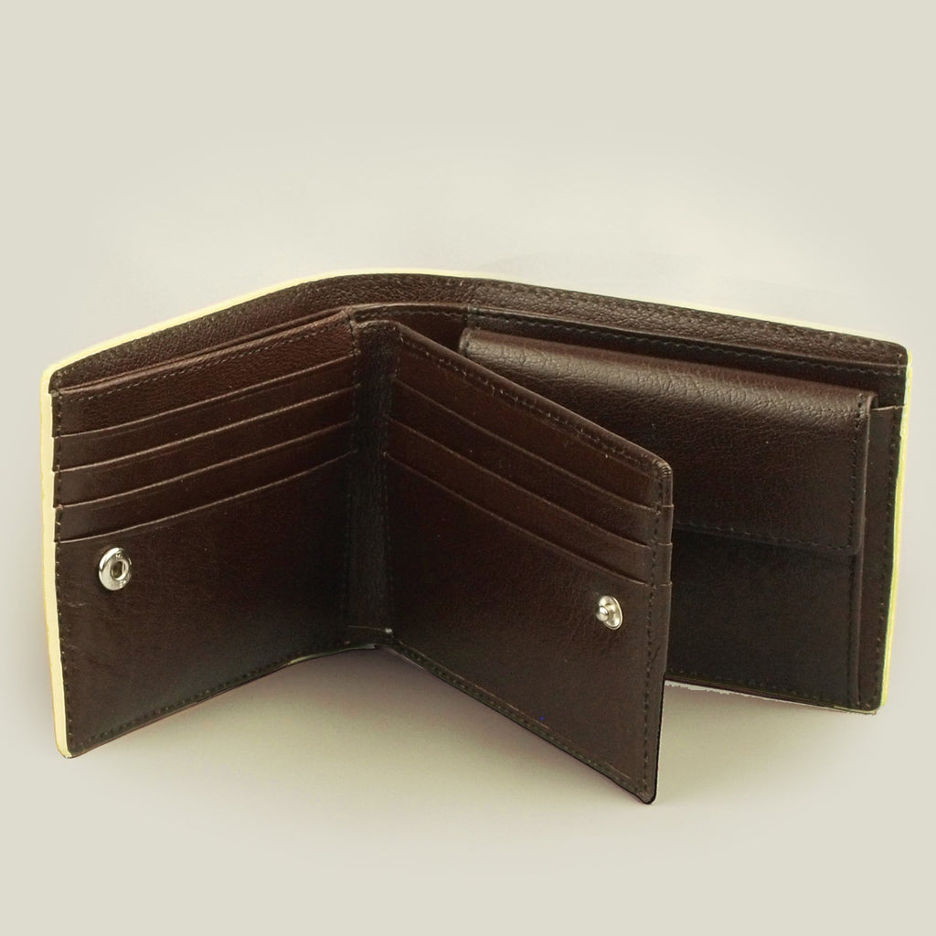 【残りわずか】二つ折り財布／海外製／牛革／厚め／カード入れ多／レッド／赤色／154003【売り切れ御免】