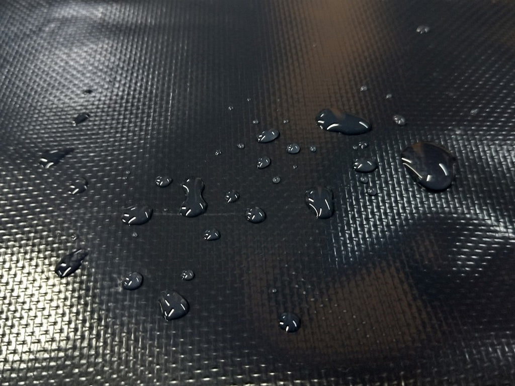【訳アリ品】海外製／雨に強い／レジャー／釣り／カメラ／ターポリン／B5対応／ショルダーバッグＳ／126012／ブラック